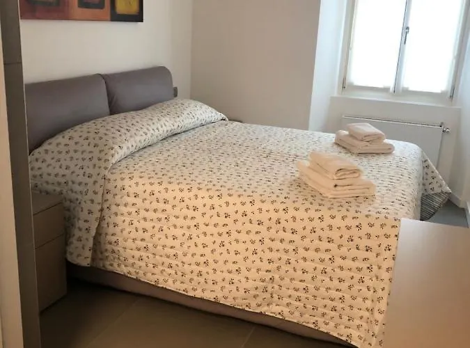 Comolakehouse Apartamento