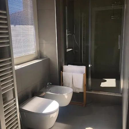 Comolakehouse *